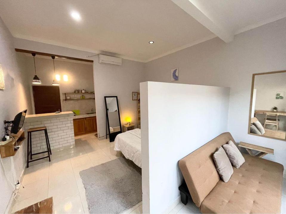 Lagriya Guest House Ketewel Esterno foto