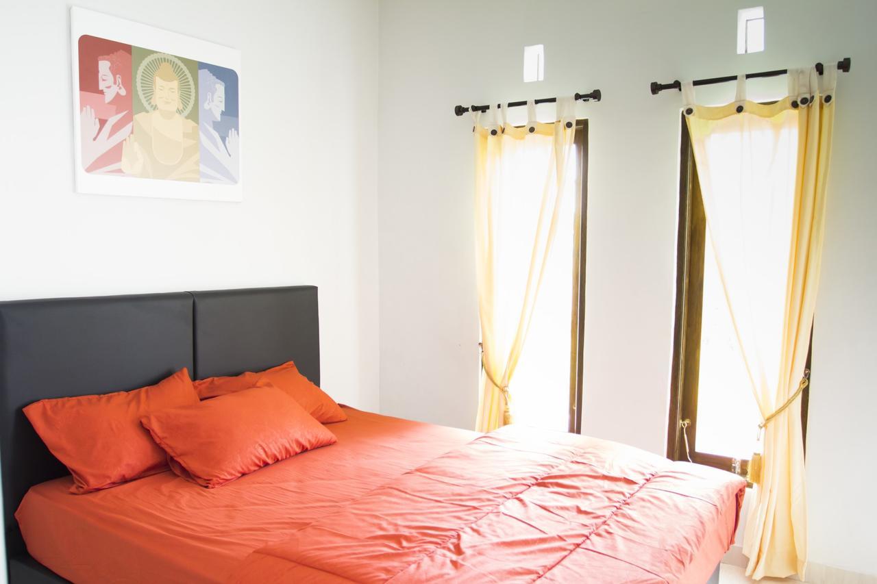 Lagriya Guest House Ketewel Esterno foto